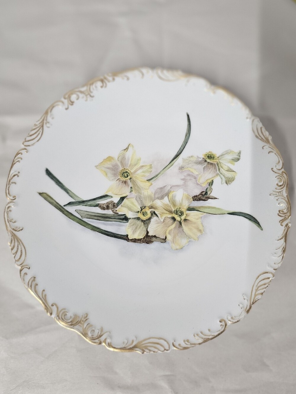 Antique P.T. Tirschenreuth Bavaria Hand-Painted Daffodil Porcelain Plate, Gold